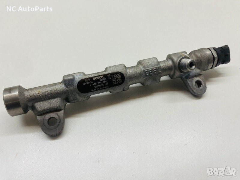 Горивна рейка за JEEP RENEGATE 1.6 дизел 120 коня EJK 55234039 0445214254 BOSCH 2016, снимка 1