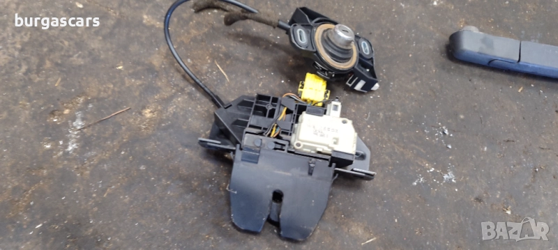 Брава заден капак багажник Opel Vetrca C хечбек - 70лв, снимка 1