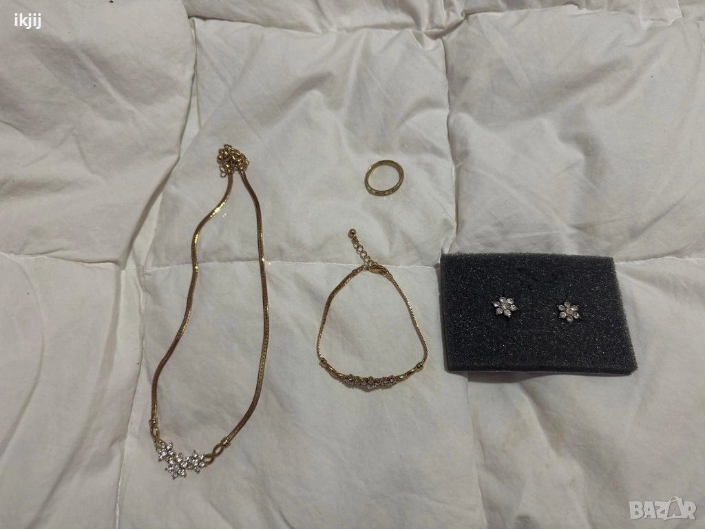Продавам Дамска Бижута, снимка 1