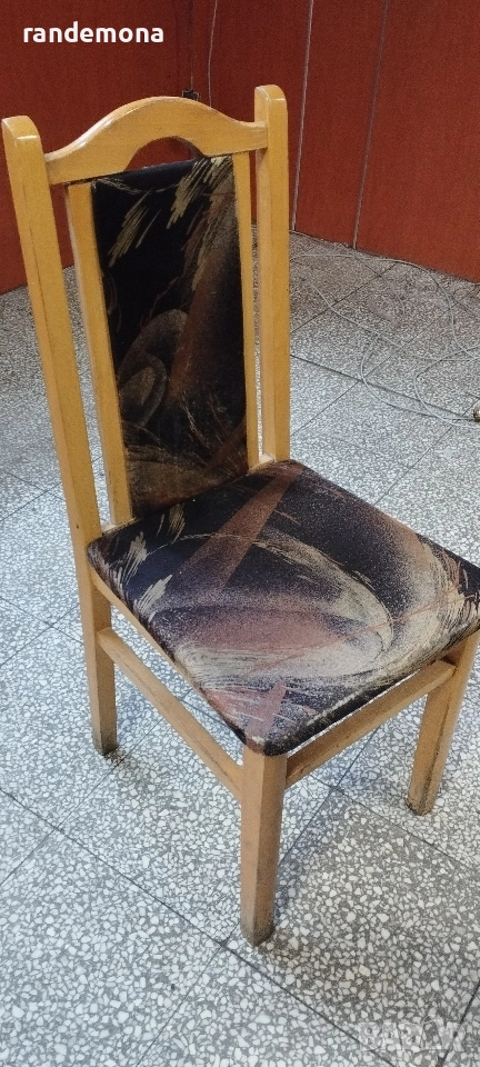 Дървени тапицирани столове, снимка 1