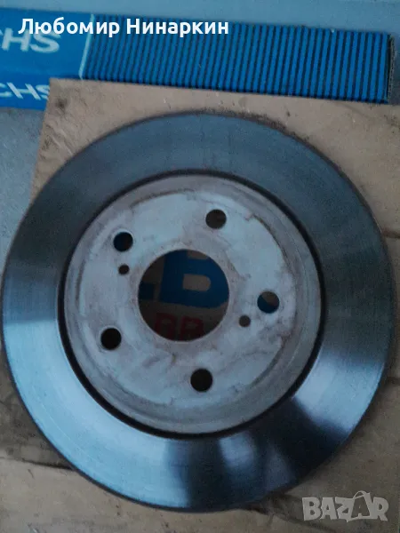 Toyota Комплект Задни спирачни дискове накладки с предни и задни държачи на апарата , снимка 1