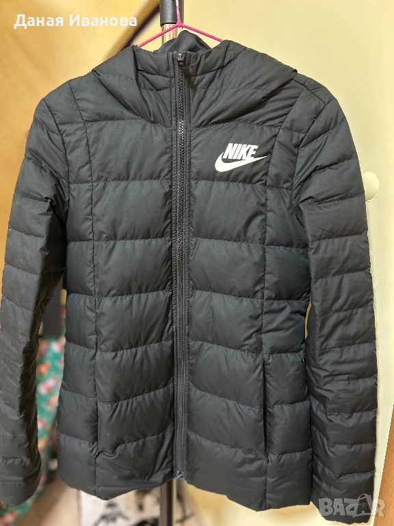 Дамско яке Nike, снимка 1