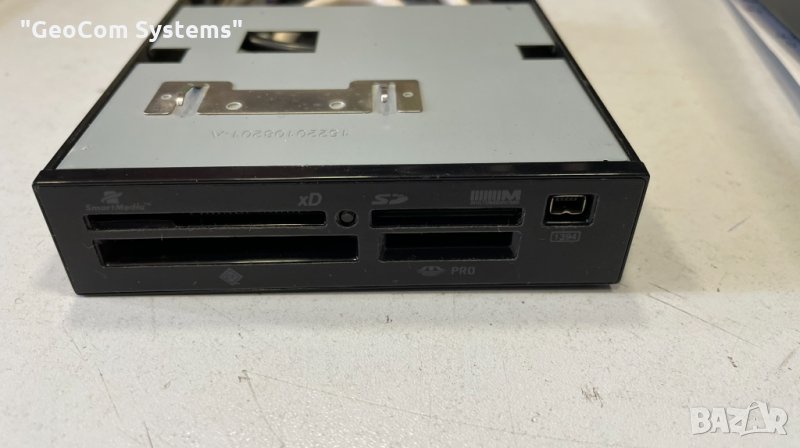 Acer multimedia card reader 8in1 (3.5", USB v.2.0,Черен), снимка 1