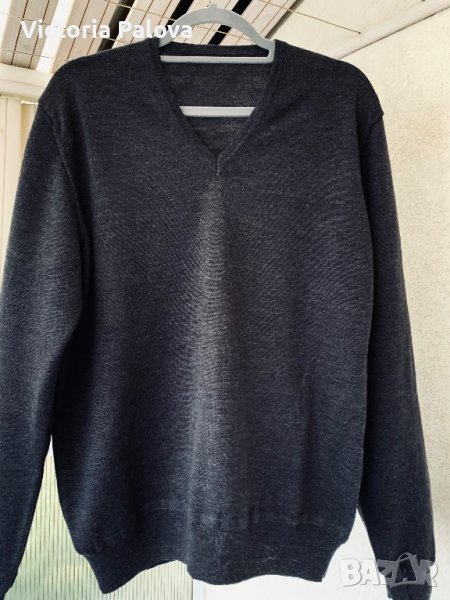 Пуловер V-деколте 100% меринос Италия, снимка 1