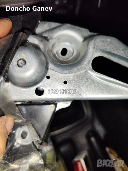 триъгълник за преден прозорец на Субару Форестър , снимка 1