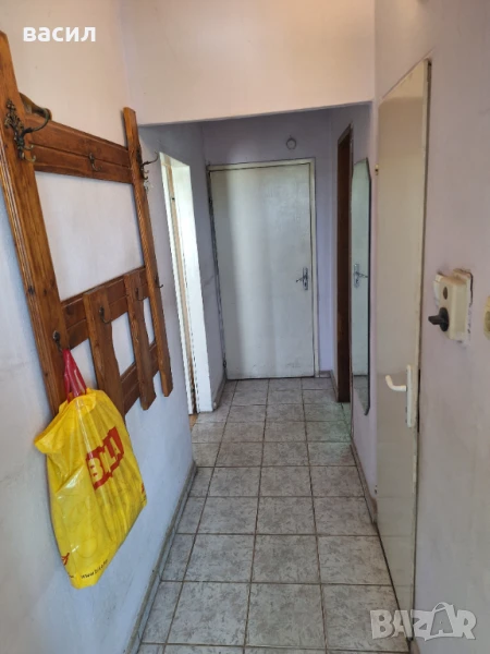 Продава, снимка 1