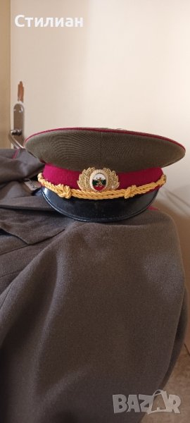 Парадна униформа, снимка 1