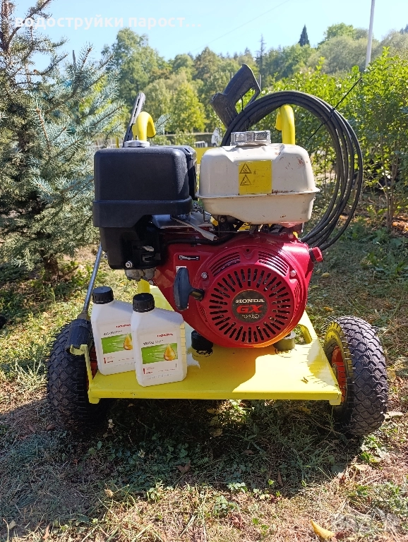 Здравейте продавам бензинова водоструйка, снимка 1