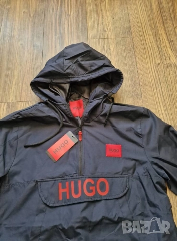 Страхотна мъжка ветровка яке HUGOСтрахотна мъжка ветровка яке HUGO BOSS 
размери M L 2XL 
 , снимка 5 - Якета - 51462050