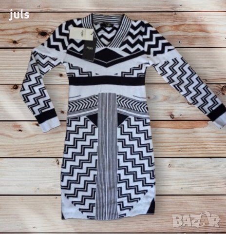 Рокля Fendi S-M размер