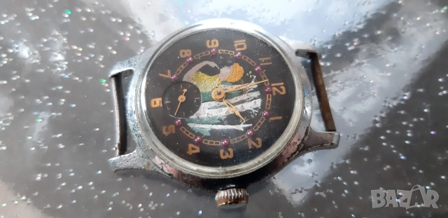 Рядък Руски механичен часовник Нева, снимка 2 - Антикварни и старинни предмети - 52674039