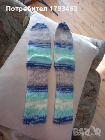 Ръчно плетени мъжки чорапи размер 44, снимка 2 - Мъжки чорапи - 39714576