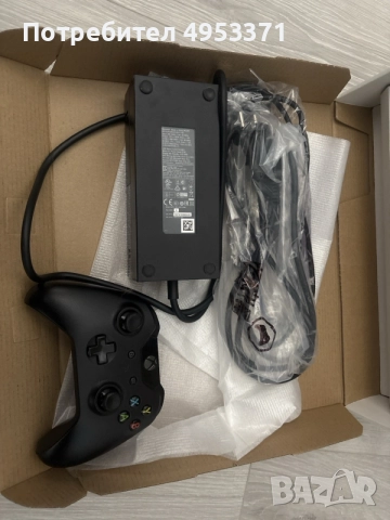 Конзола Xbox One 500 GB + контролер, снимка 5 - Xbox конзоли - 56136776