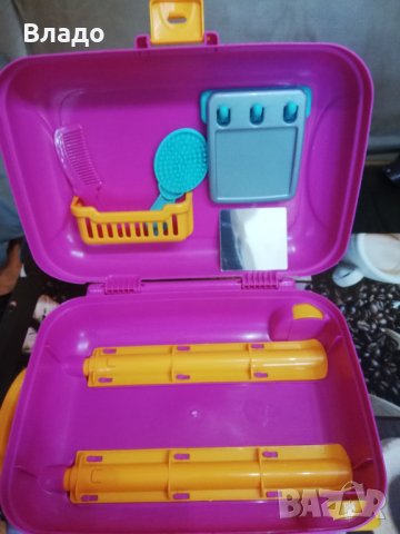 Комплект куфар за момичета с аксесоари за красота, снимка 2 - Други - 41838359