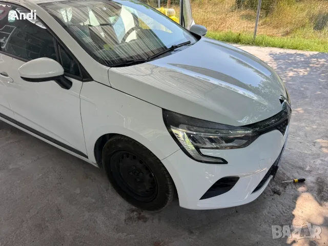 RENAULT CLIO V 2019-2024 - Метални Панели за преобразуването му в товарен автомобил