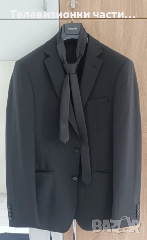 Оригинален официален костюм Andrews Андрюс размер 46(М) сако,панталон и вратовръзка