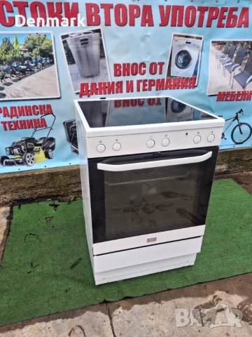 Свободно стояща печка с керамичен плот VOSS