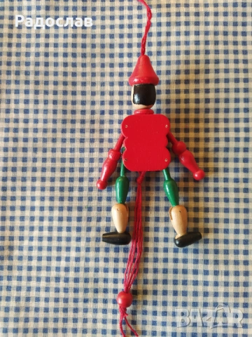 оригинален италиански сувенир марионетка Пинокио Рома, снимка 3 - Сувенири от дърво - 53078291