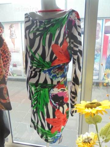 нова цветна рокля, снимка 2 - Рокли - 39883709