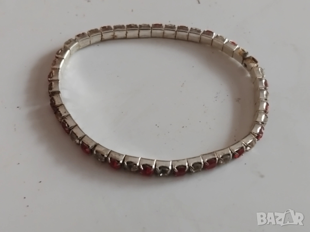 Дамска гривна, снимка 2 - Гривни - 53598627