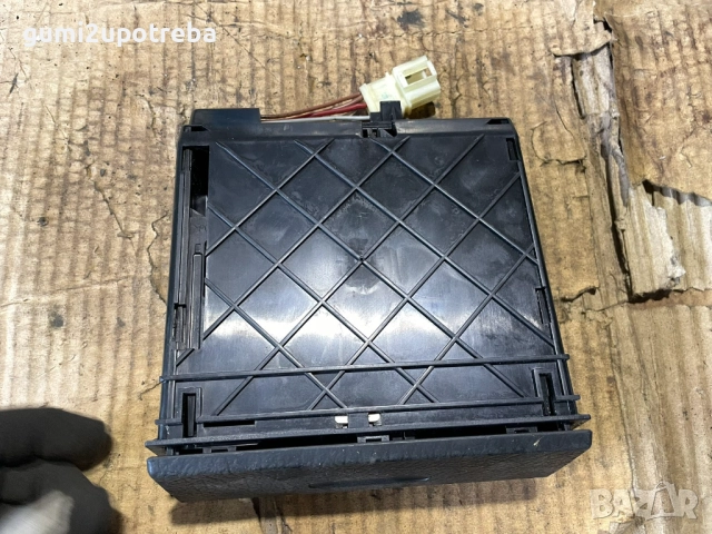 Пепелник 7l5857321 Porsche Cayenne S 4.5 2005г 9PA, снимка 4 - Части - 52435840