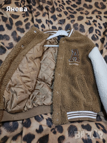 Нов дамски бомбър LC WAIKIKI , снимка 11 - Якета - 51533490