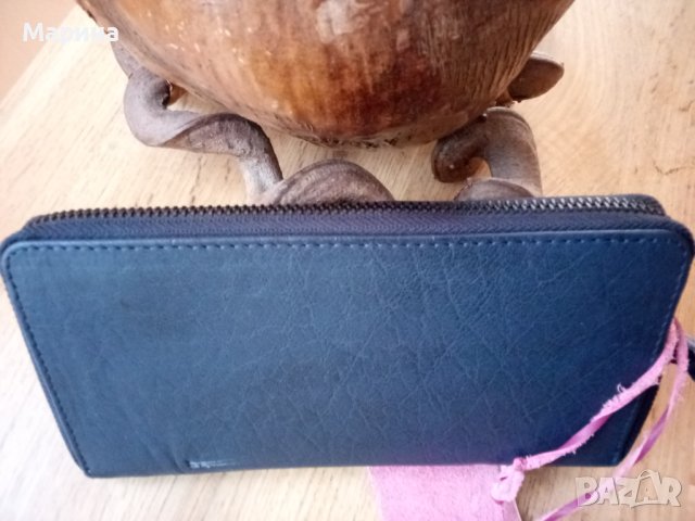 Дамски портфейл STICKSANDSTONES, снимка 2 - Портфейли, портмонета - 42338618