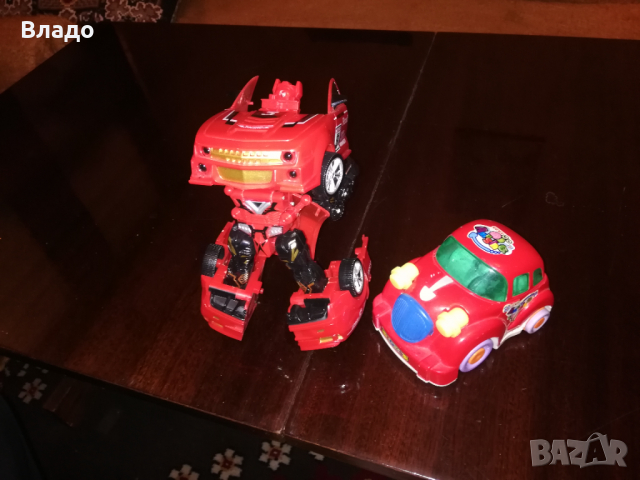  Трансформиращ се робот кола +подарък , снимка 7 - Коли, камиони, мотори, писти - 36200641