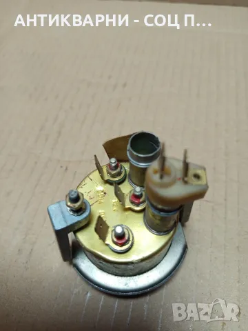 Соц Контролен Уред За Налягане На Масло., снимка 6 - Антикварни и старинни предмети - 49509318