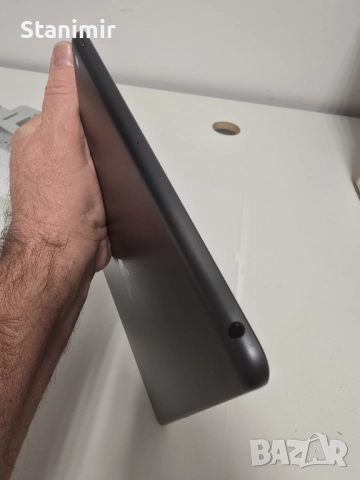 I Pad 9 - 10.2 inch , A2002 (2021), снимка 7 - Таблети - 52839048