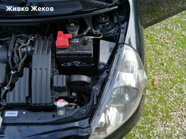 Honda Jazz 2004 Автоматик – Напълно обслужена, готова за новия си собственик!, снимка 7 - Автомобили и джипове - 52671368