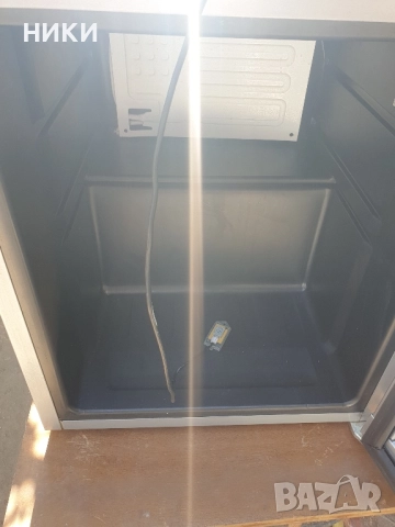 продавам хладилна витрина под барова, снимка 2 - Витрини - 51521286