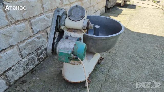 Тестомесачка / Тестобъркачка, снимка 2 - Друго търговско оборудване - 50388203