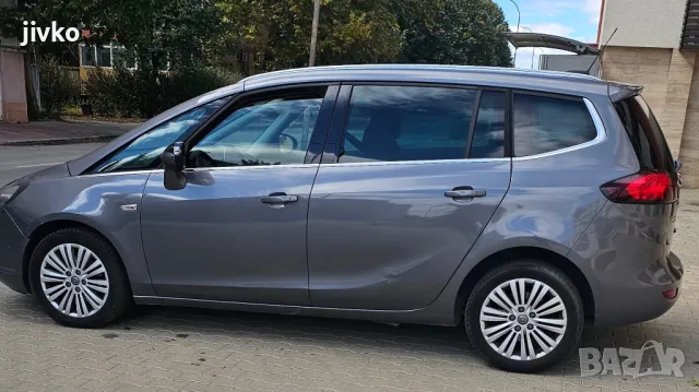 Opel Zafira 1.6 150 кс 7 места метан, снимка 9 - Автомобили и джипове - 47686130