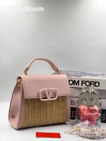Valentino дамски чанти Различни цветове 