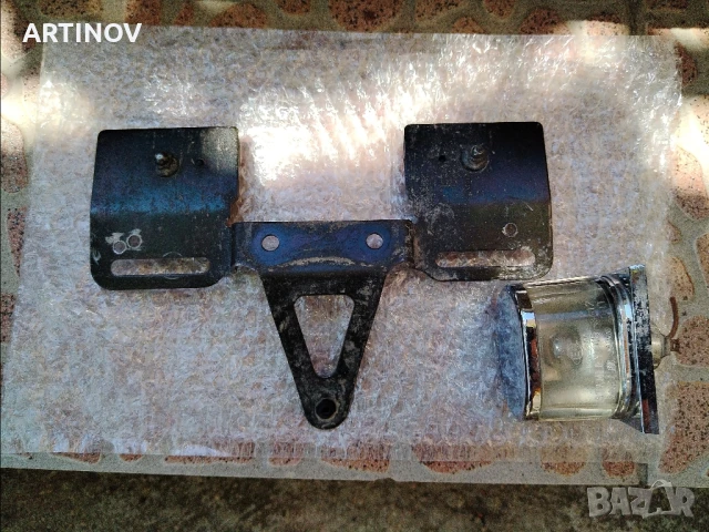 Стойка за номер и плафон за Хонда Втх 1300/1800, снимка 2 - Мотоциклети и мототехника - 51307195