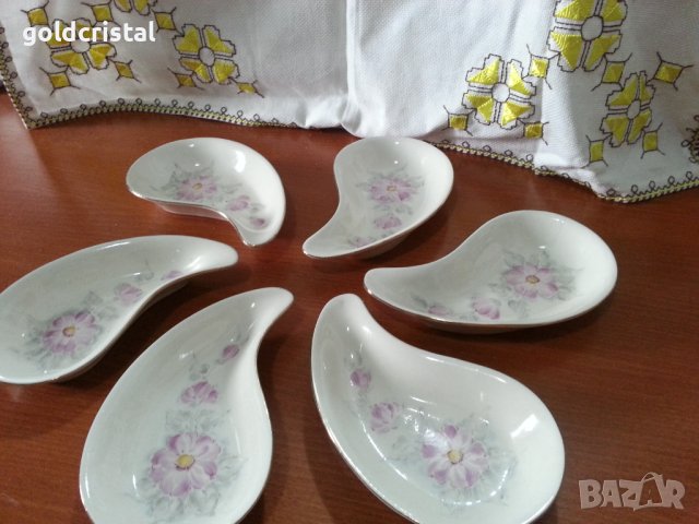 Стар български порцелан чинии Изида , снимка 2 - Антикварни и старинни предмети - 41500480