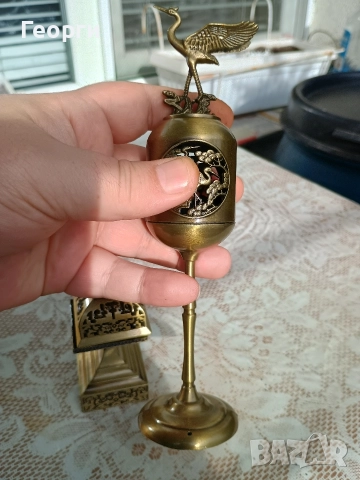 Две метални кандила-2, снимка 3 - Антикварни и старинни предмети - 52581854