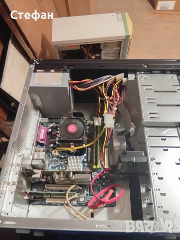 Продавам два стари компютъра, снимка 2 - За дома - 52814908