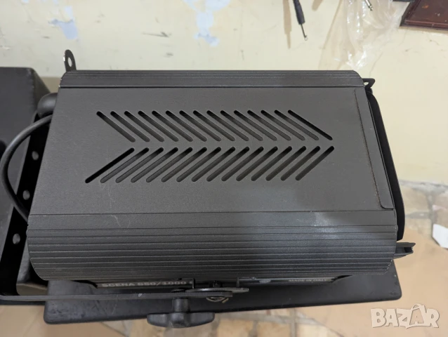 Театрален прожектор DTS SCENA S 650/1000, снимка 3 - Други - 50458921