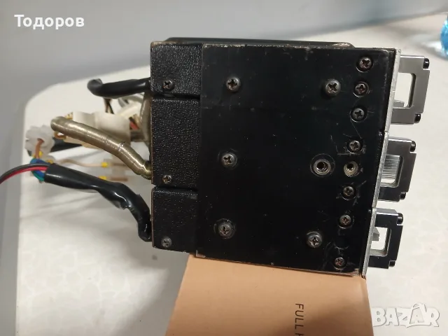 Ретро авторадиокасетофон Venus 5000, снимка 4 - Радиокасетофони, транзистори - 56346629