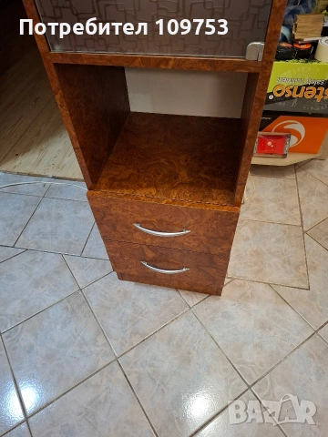 Витрина 191/40/40cm, снимка 2 - Секции и витрини - 53380414