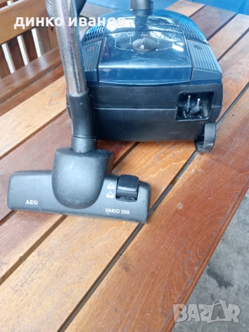НЕМСКА прахосмукачка AEG 1600w, снимка 3 - Прахосмукачки - 52586495