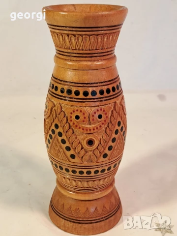 дървена ваза дърворезба ръчна изработка 26/3