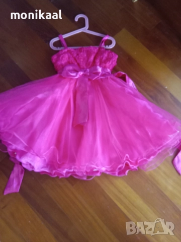 Много красива рокля