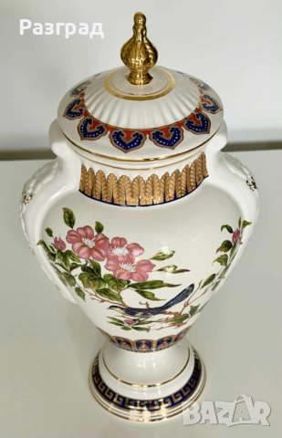 Винтидж порцеланова амфора / ваза с капак, снимка 2 - Вази - 52444420