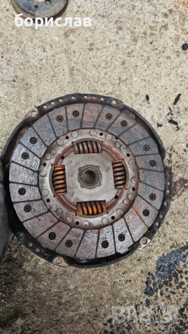 Маховик и съединител за Фолксваген 1.9 тди, снимка 4 - Части - 51477635