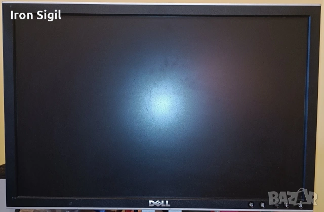 DELL - Монитор в добро състояние