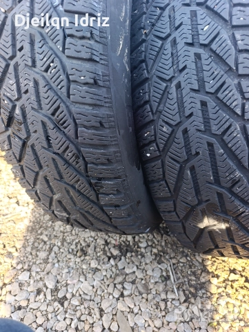 225/65/17 зимни , снимка 3 - Гуми и джанти - 52854626