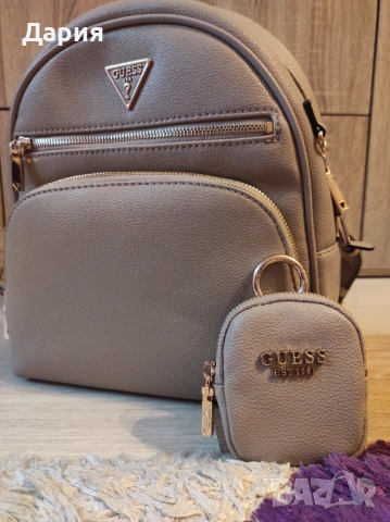 Дамска раница 